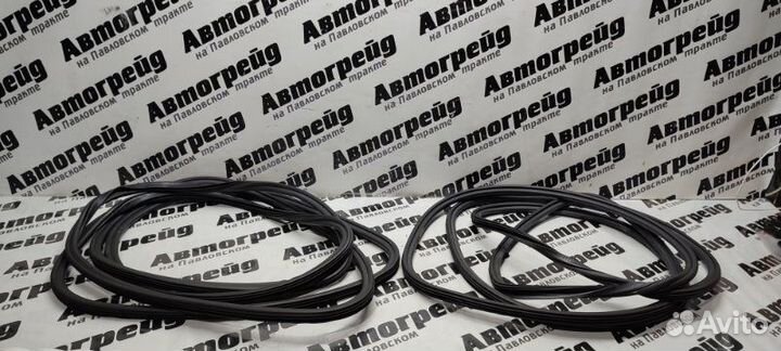 Уплотнение двери Audi Q5 8R cdnc 07.09.2011