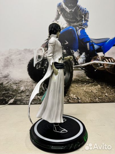 Ulquiorra cifer статуя