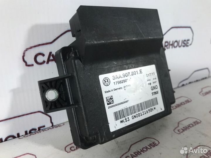 Блок управления стояночным тормозом Volkswagen