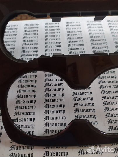 Накладка на консоль АКПП VW Touareg