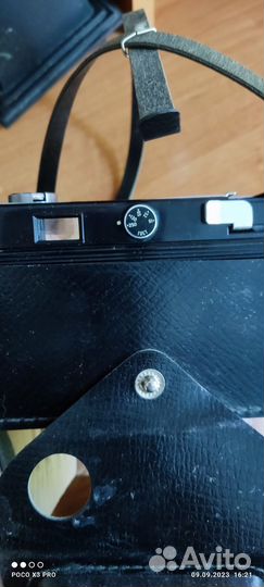 Пленочный фотоаппарат Велия авто