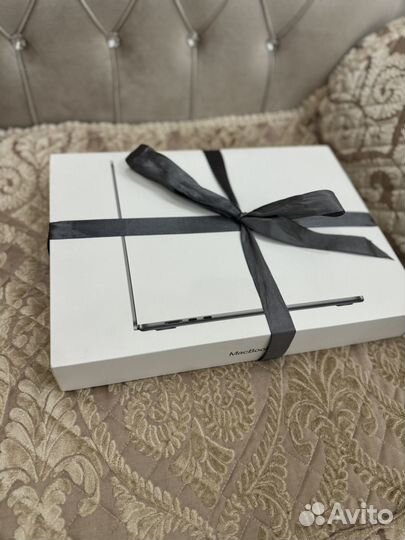 Macbook air 15 M3 8/256