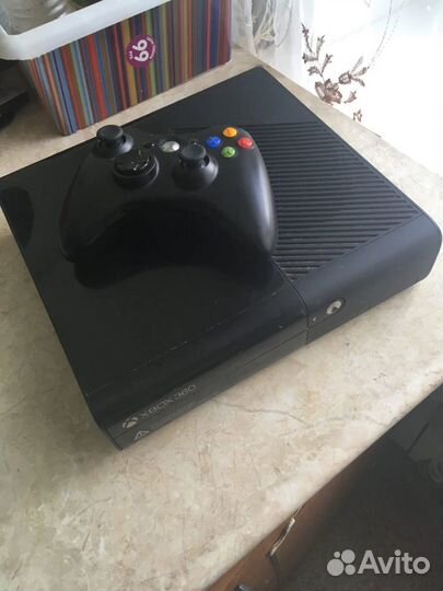 Xbox 360 500gb + 26 игр