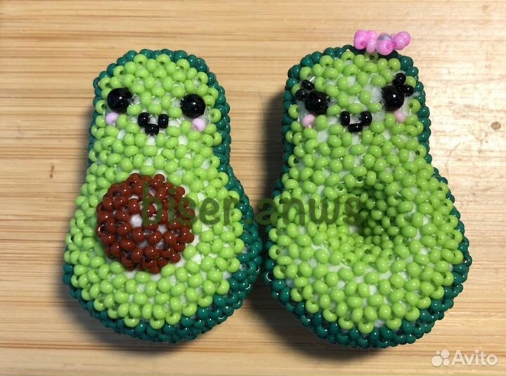 Авокадо из бисера,амигуруми