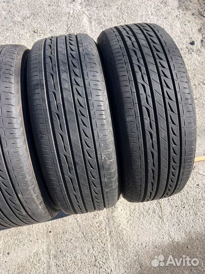 Bridgestone Regno GR-XI 215/60 R16