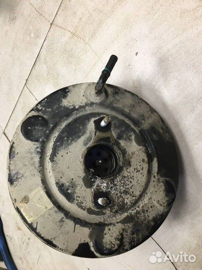 Усилитель тормозов вакуумный