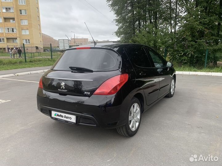 Peugeot 308 1.6 AT, 2011, 169 850 км