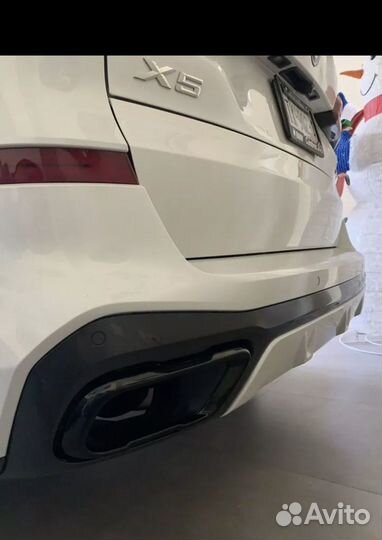 Черные насадки выхлопа BMW X5 G05,X6 G06,X7 G07