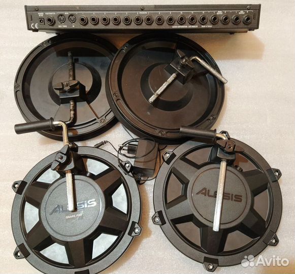 Электронный модуль Alesis dm5 и 4шт пэды DM6+nitro