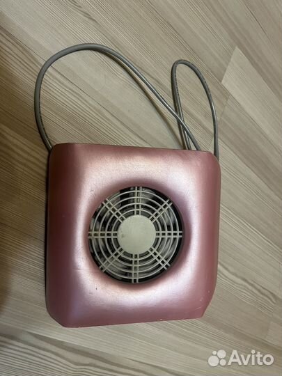 Маникюрный пылесос