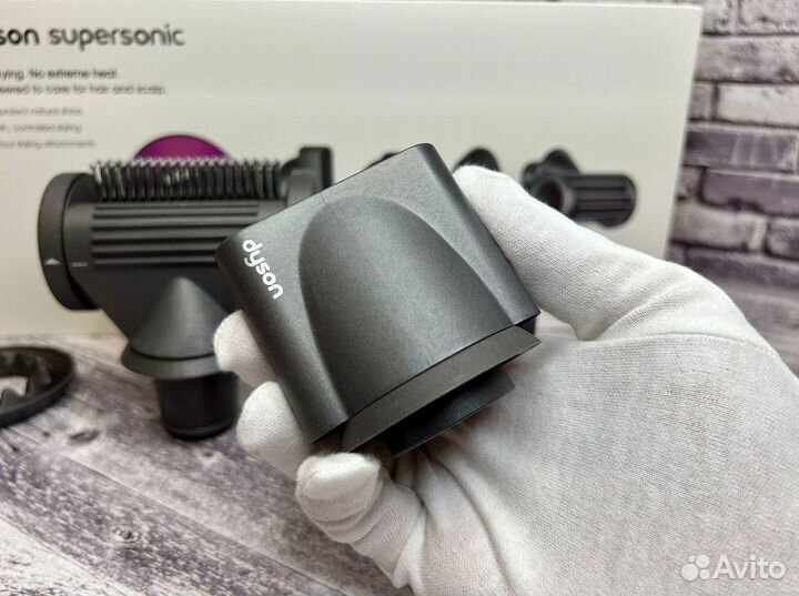 Фен Dyson supersonic hd15