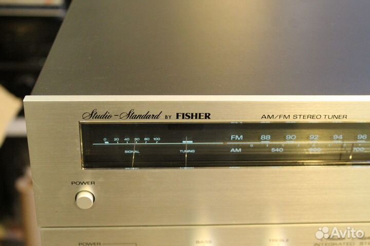 Тюнер Fisher FM 2121