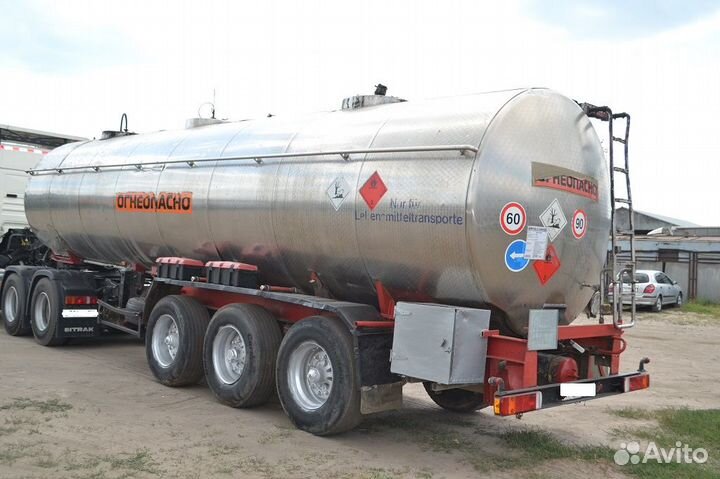 Полуприцеп химическая цистерна Magyar Химическая цистерна, 1991