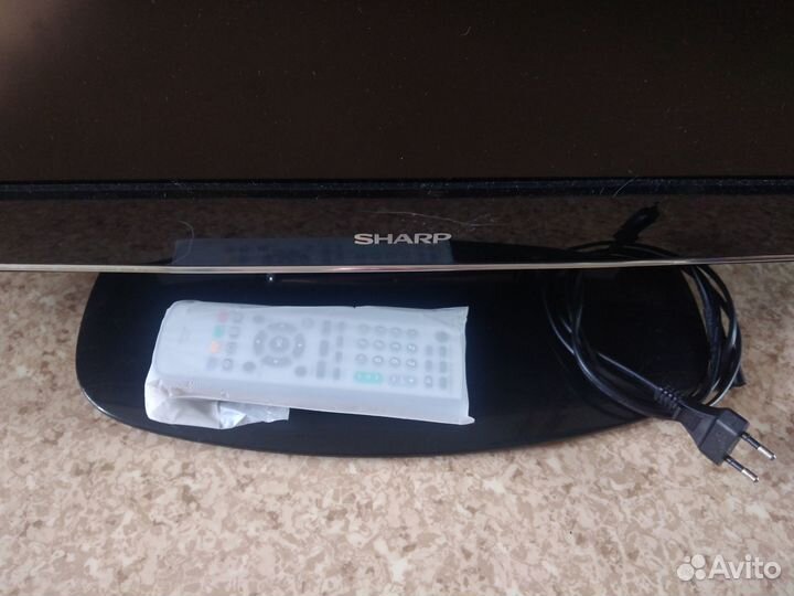 Тв sharp LC-32RD8RU-BK