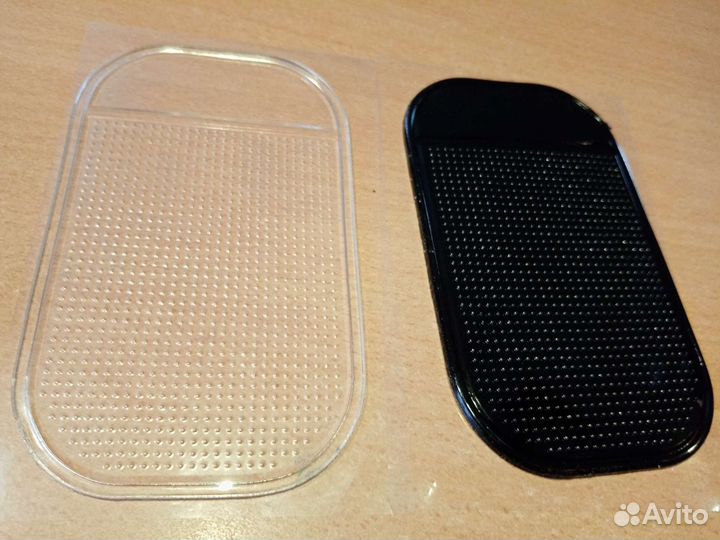 Автомобильный противоскользящий коврик