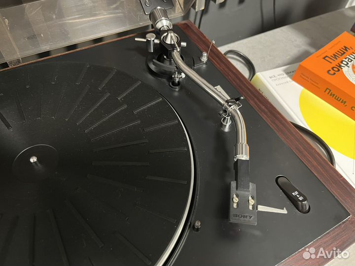 Проигрыватель винила Yamaha YP-700