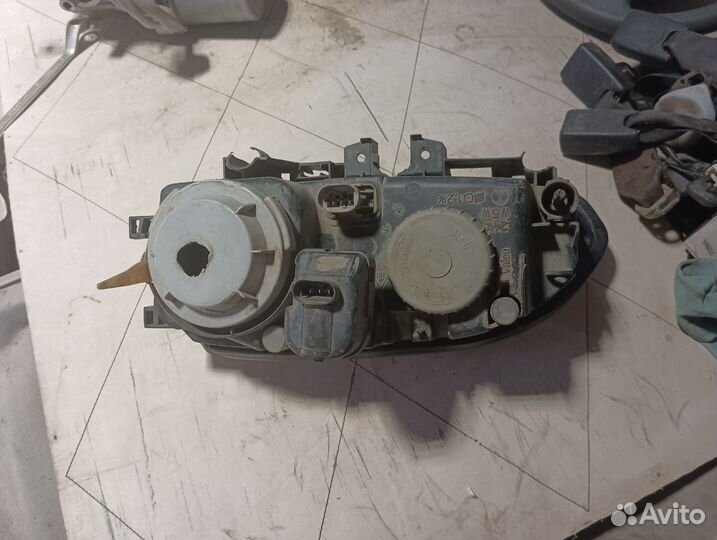 Фара правая Renault shafrane