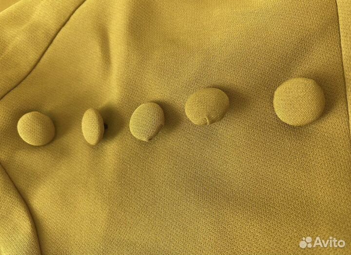 Платье горчичного цвета