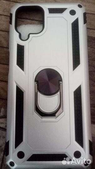 Чехол на телефон