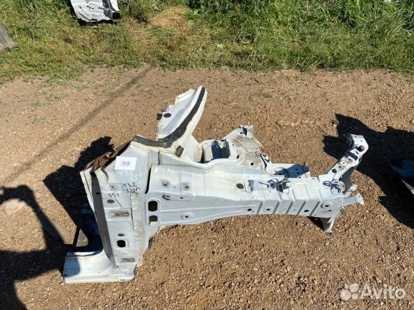 Четверть передняя правая Nissan X-trail T32