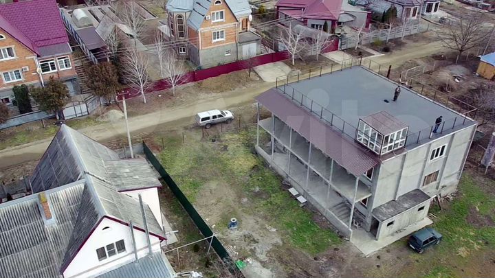 Коттедж 450 м² на участке 15 сот.