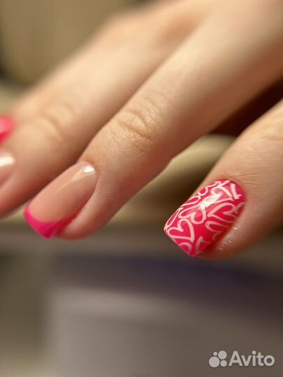 Мастер маникюра и педикюра