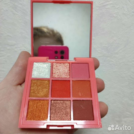 Тени для век