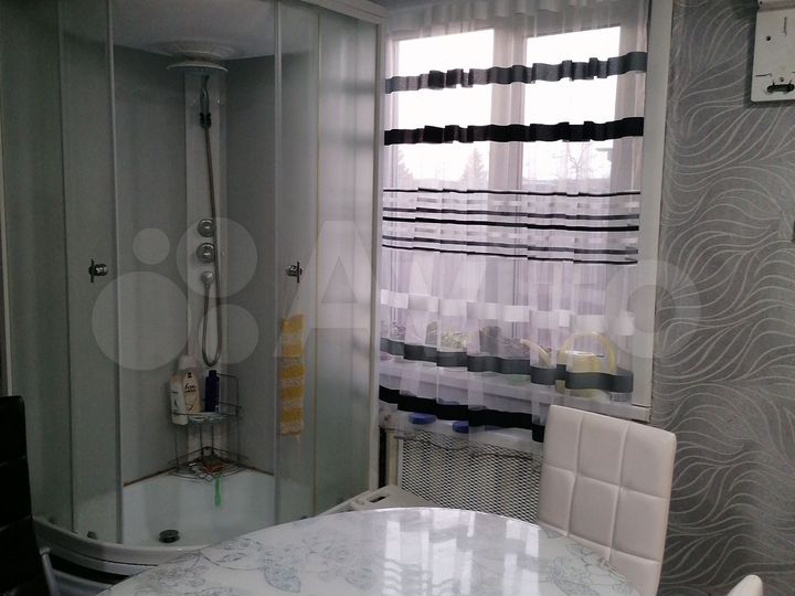 Дом 28 м² на участке 2 сот.