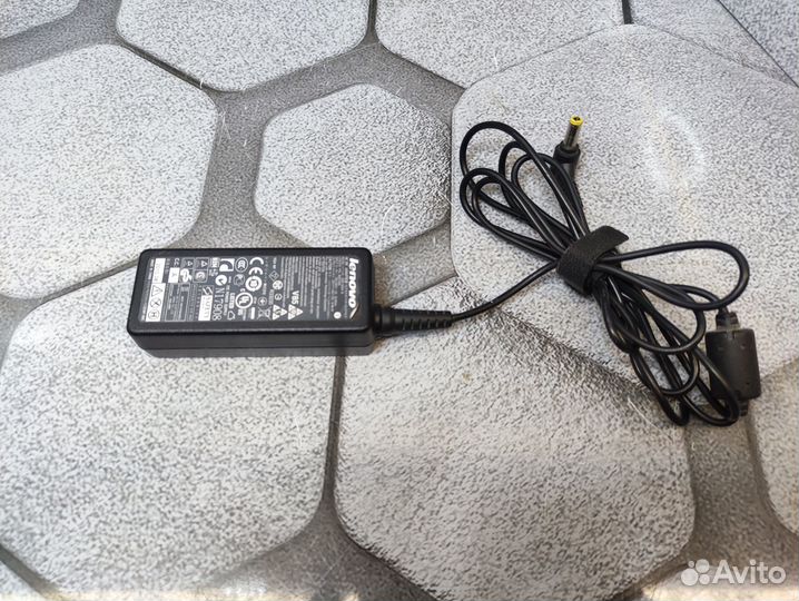 Блок питания Lenovo 19V 1.5A ADP-30SH/B