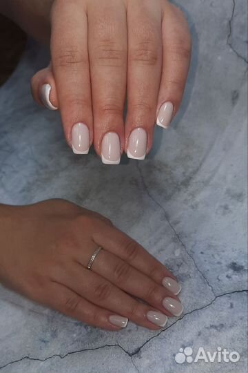 Маникюр и педикюр