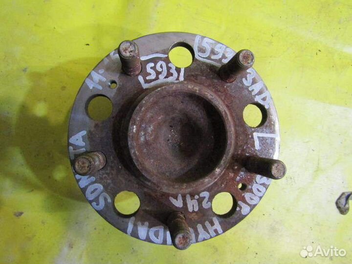 Ступица задняя левая Hyundai Sonata 11-16г 593