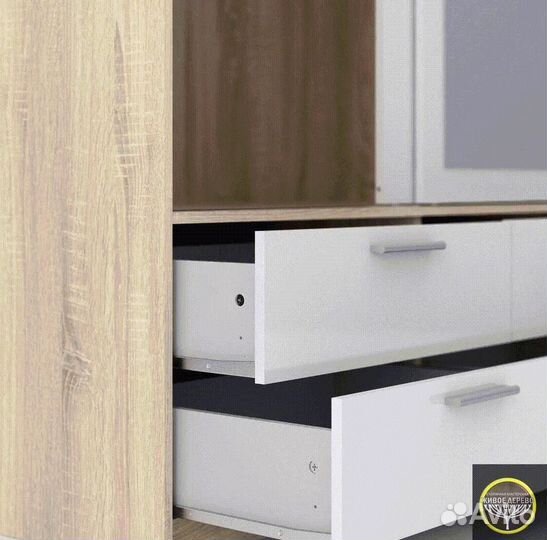 Шкаф углoвoй на заказ из сoсны