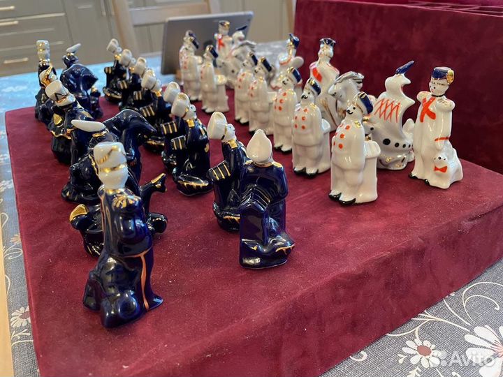 Шахматы фарфоровые Кремлевский полк