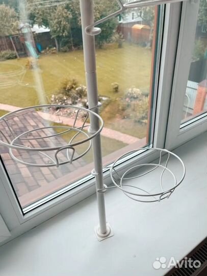 Подставка для цветов напольная металлическая