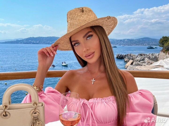 Шляпа женская соломенная