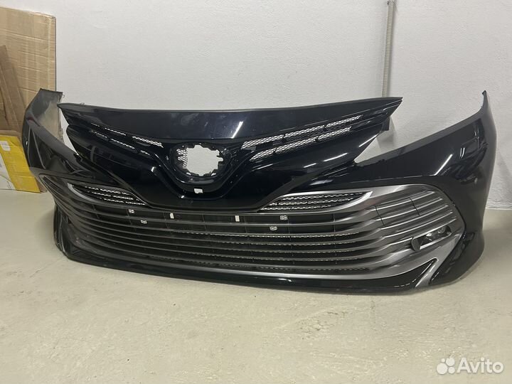 Передний бампер Toyota camry v 70