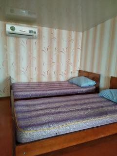 Комната 20 м² в 3-к., 1/2 эт.