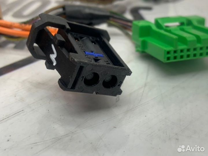 Провода центральной консоли Volvo S80 V70 XC70 -16