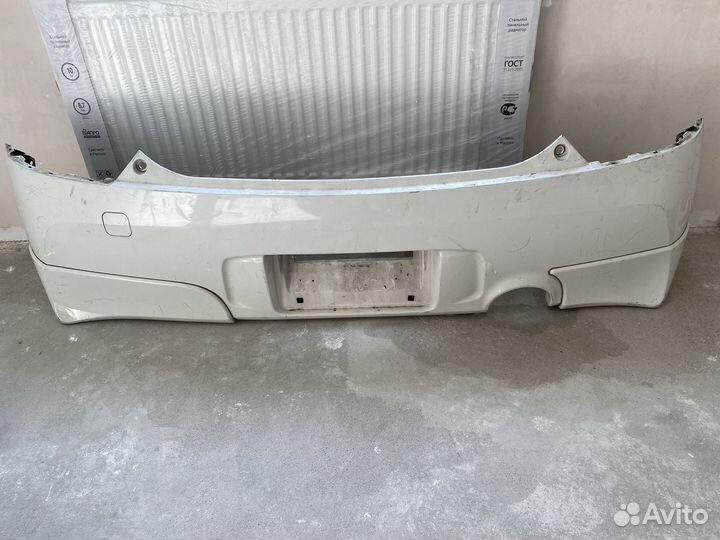Продам бампер от Тойота вв 2011 г в, белый