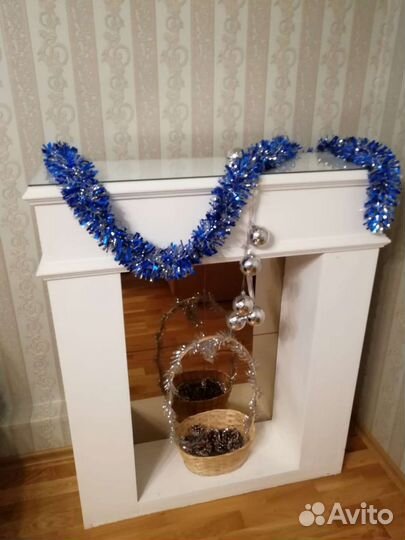 Декоративный камин из дерева