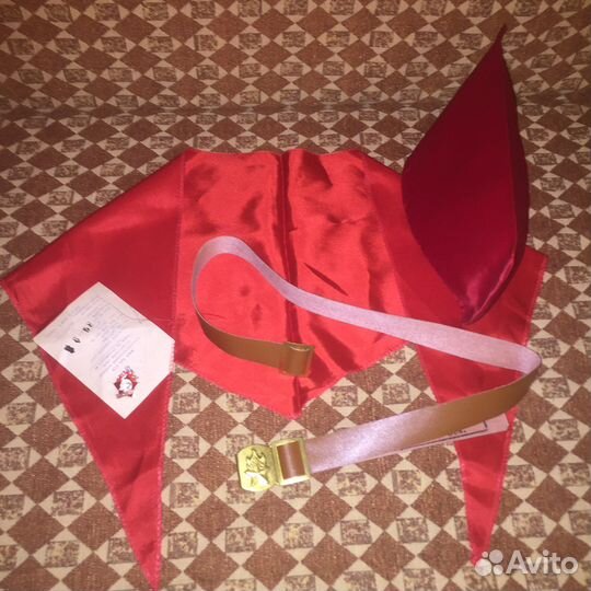 Пионерский галстук пилотка значок набор СССР 4