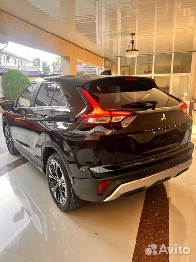 Mitsubishi Eclipse Cross 1.5 CVT, 2021, 7 000 км
