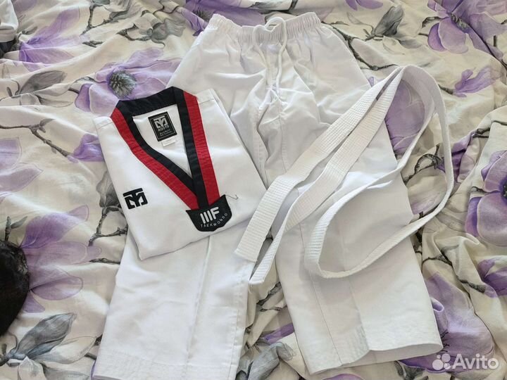 Кимоно для теквондо хапкидо,рост 128-130.8-9 лет