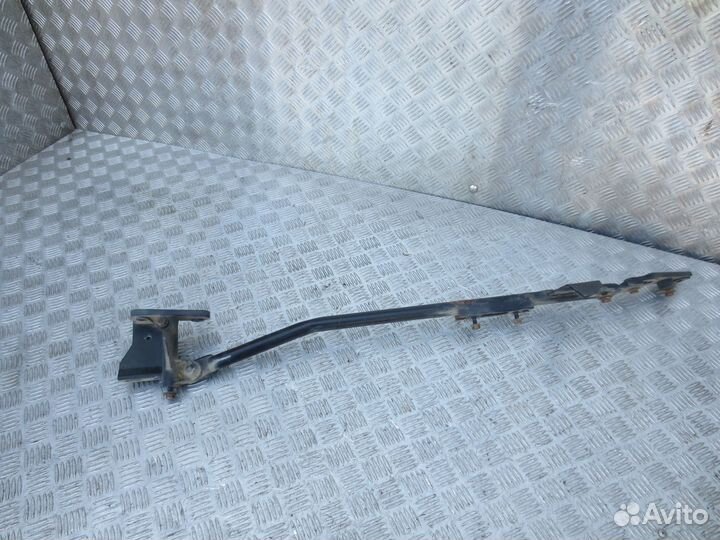 Кронштейн спойлера кабины Mercedes-Benz A941793264