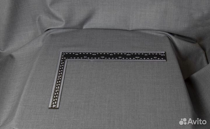 Линейка - угольник стальной. 30х20 см