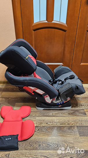 Автокресло Graco Milestone LX - Red / Grey Black