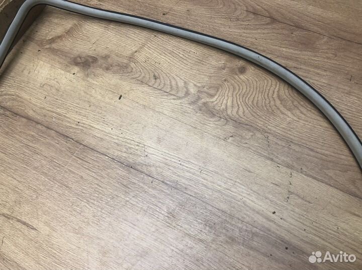 Уплотнитель дверного проёма Nissan Murano (Z51) 20