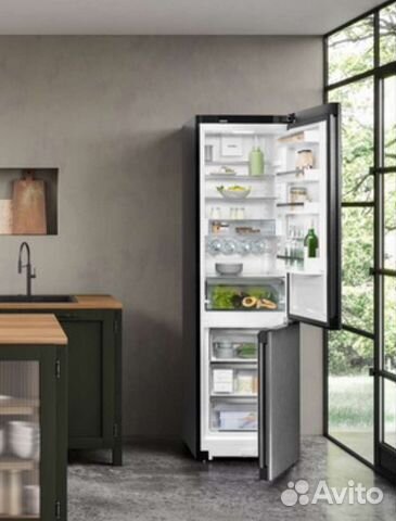 Холодильник Liebherr CNbdd 5733-20 001