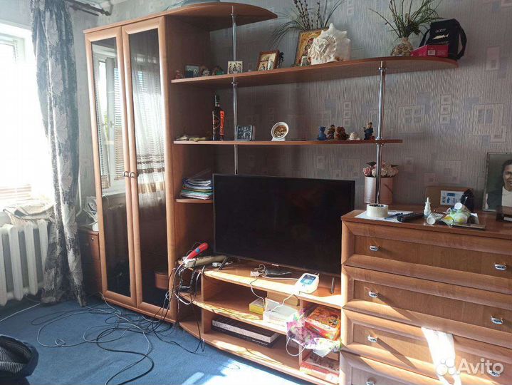 Стенка в гостиную со шкафом под тв