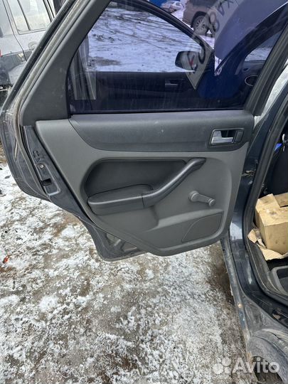 Дверные карты/Обшивки Ford Focus 2